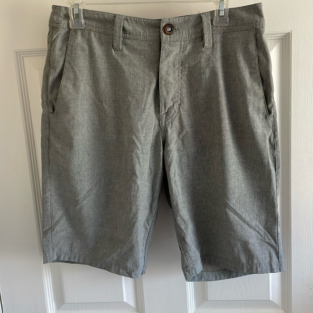 Volcom Men’s Surf & Turf Shorts 29